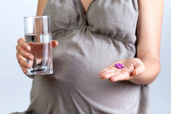 بهترین زمان مصرف قرص مولتی ویتامین در بارداری